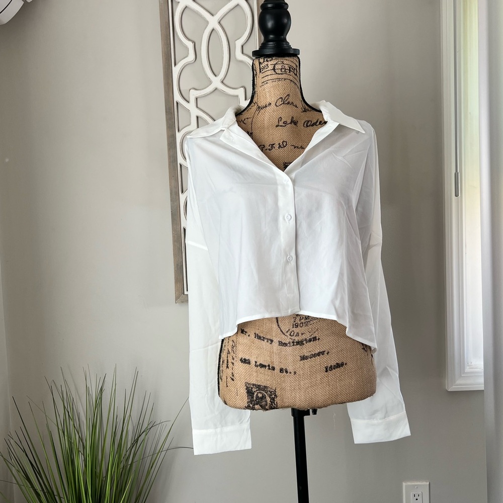 NEW Cropped Button-Up Blouse